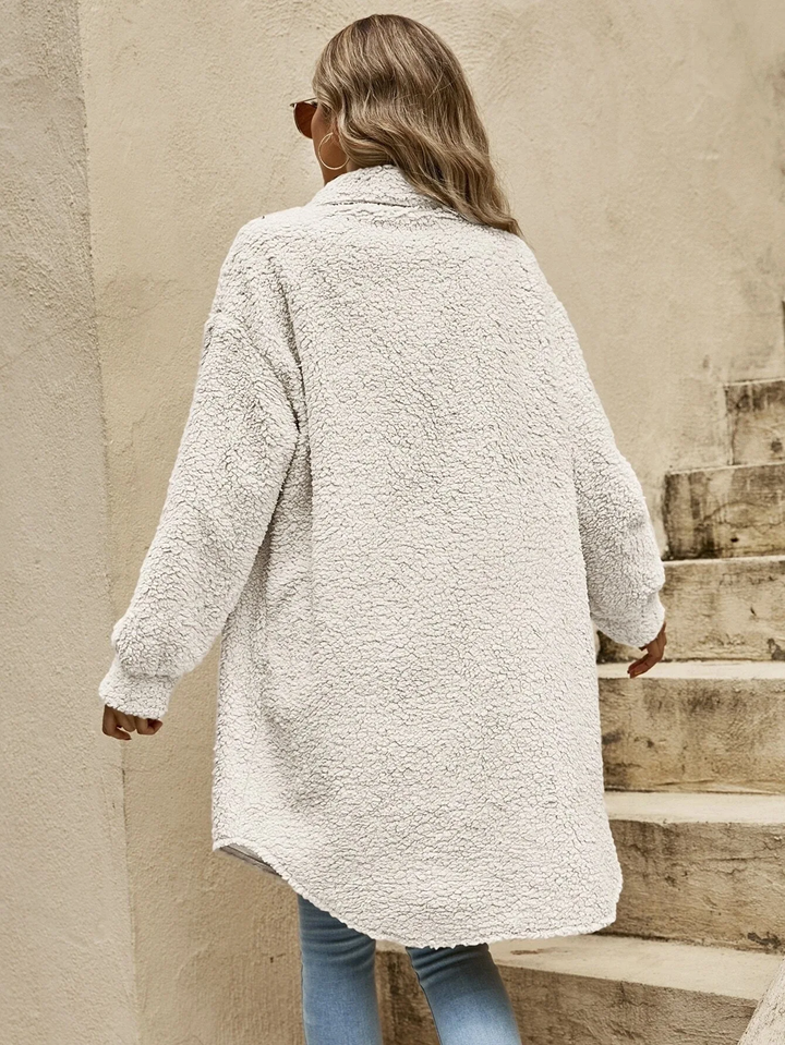 Leonie | Plush coat