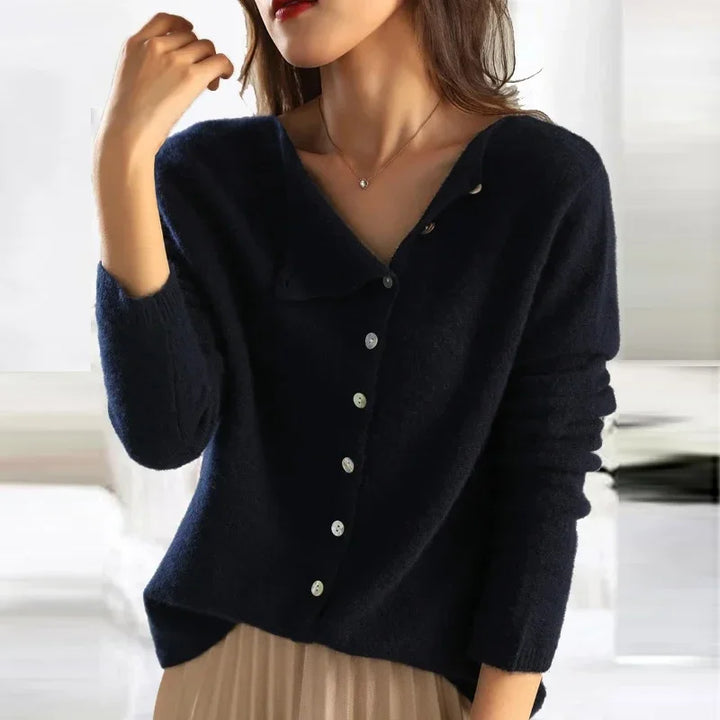 Dorothée | Soft cardigan with elegant button fastening